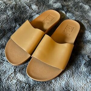 Vans Women’s Decon Slide, Size 9, Leather, Color: Chipmunk